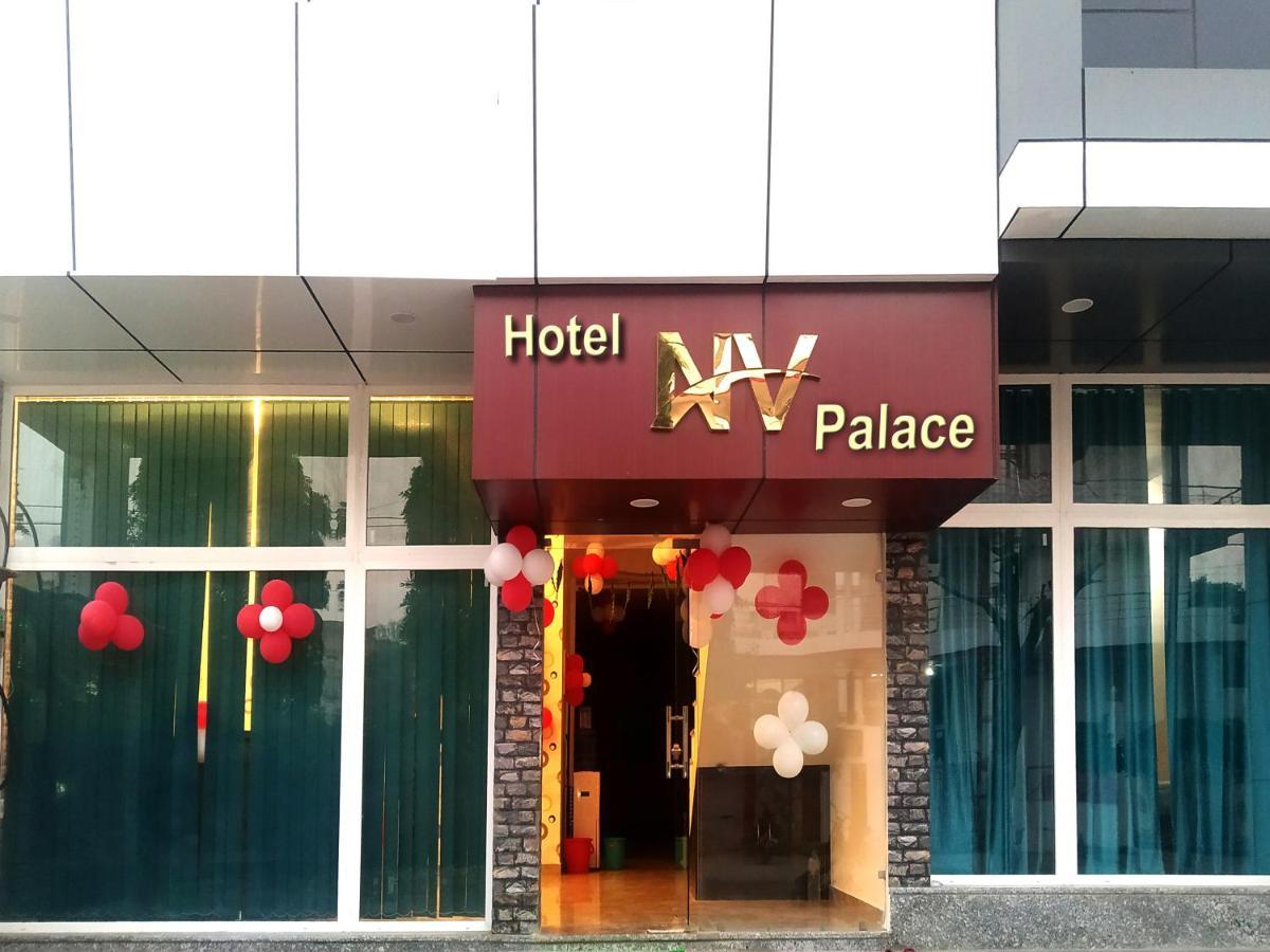 Nv Palace Hotel Vrindāvan Dış mekan fotoğraf