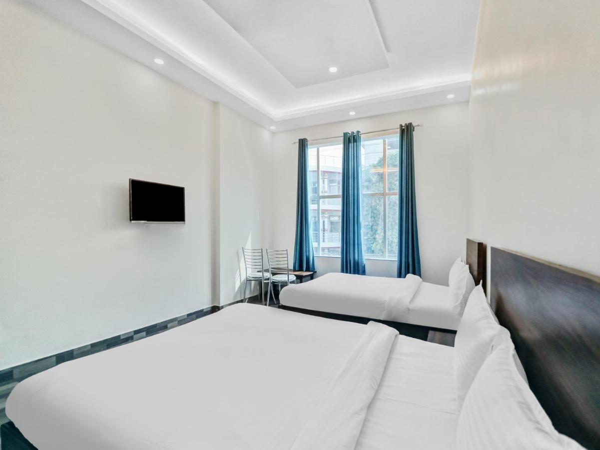 Nv Palace Hotel Vrindāvan Dış mekan fotoğraf